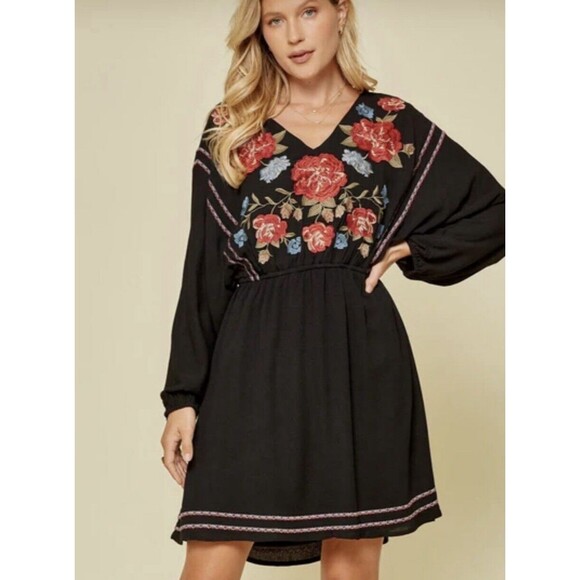 Savanna Jane Dress Size Small Embroidered Floral Long Sleeve Stretch Waist Boho - Picture 1 of 9